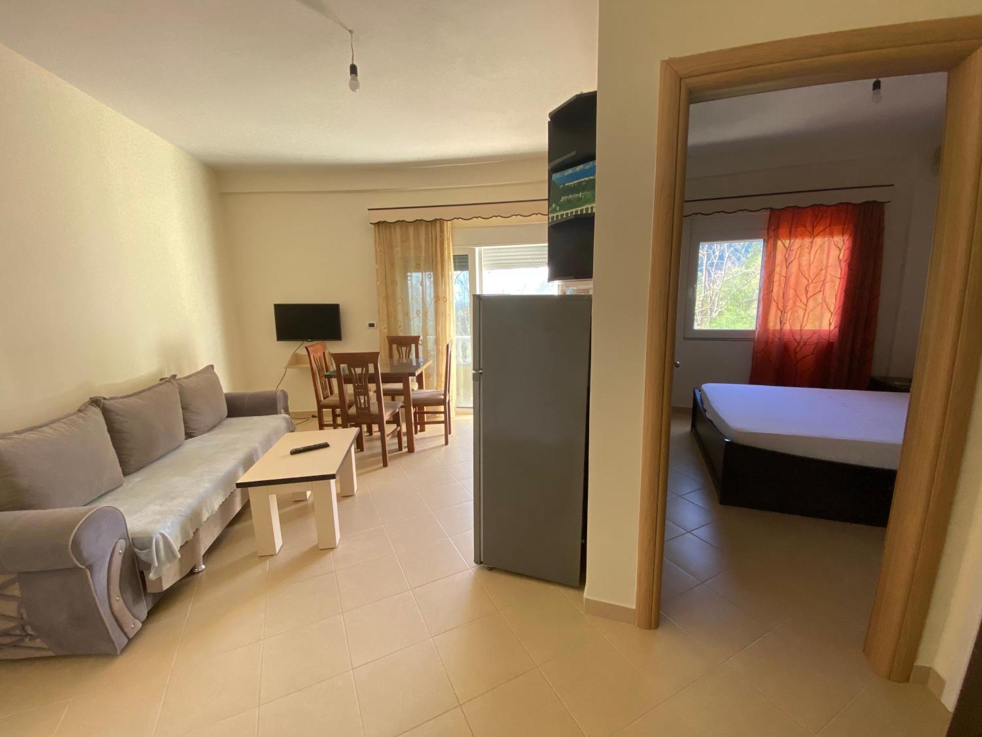 OniRana Apartments Borsh Exterior foto