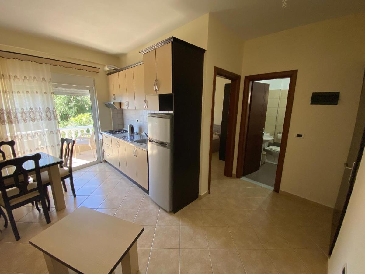 OniRana Apartments Borsh Exterior foto