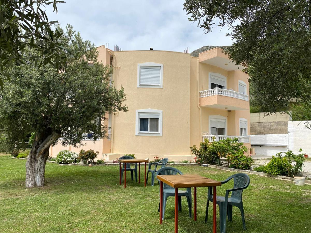 OniRana Apartments Borsh Exterior foto