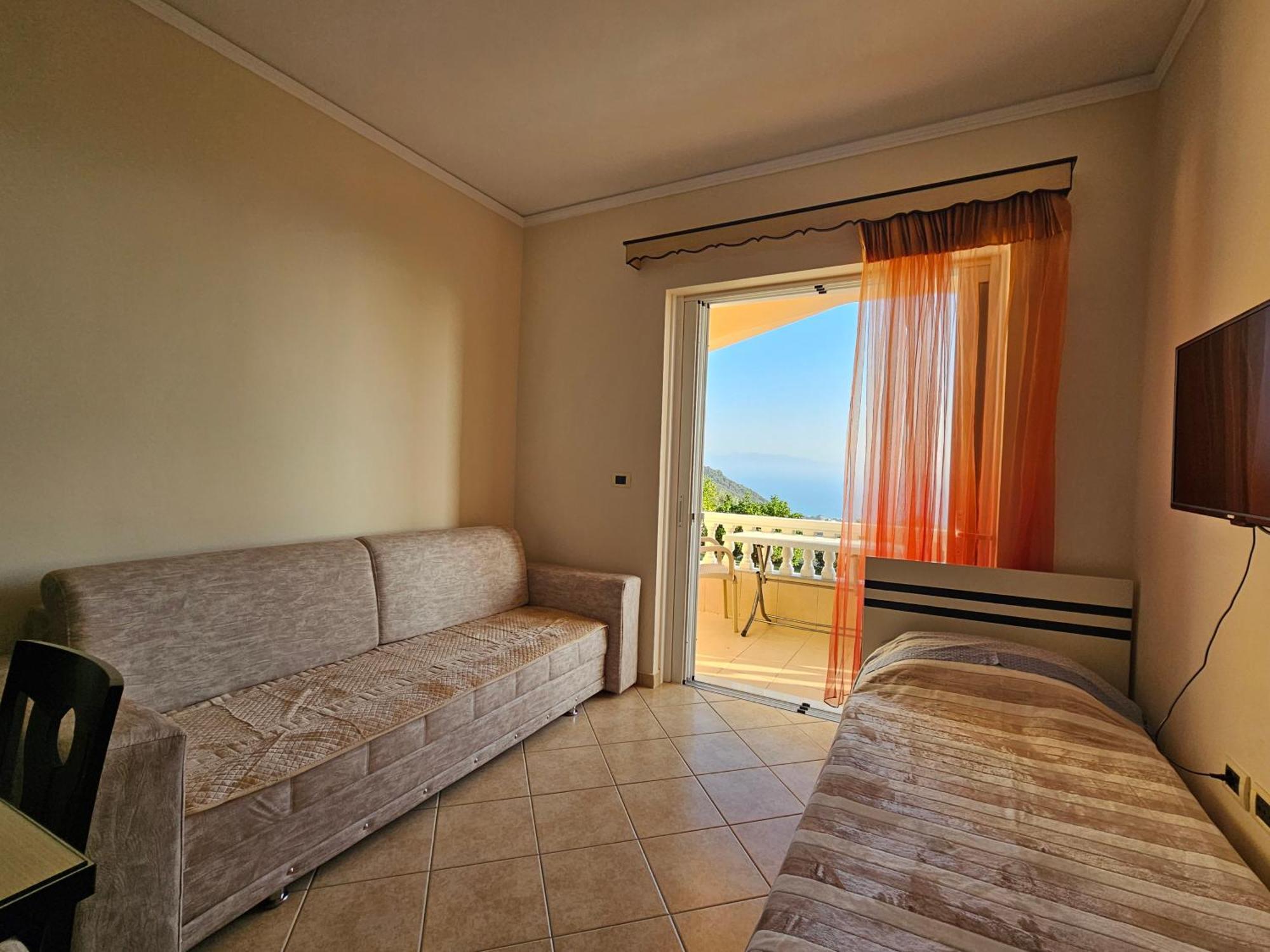 OniRana Apartments Borsh Exterior foto